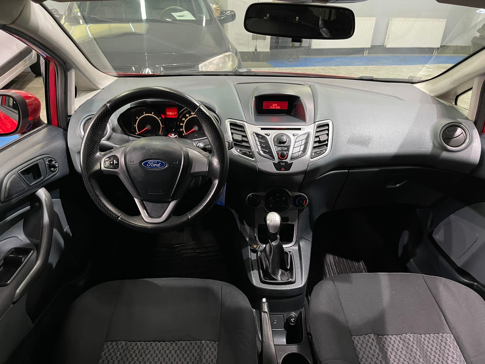 FORD FIESTA 1.2L DOHC ,LPG, 2009 GOD, REGISTROVAN