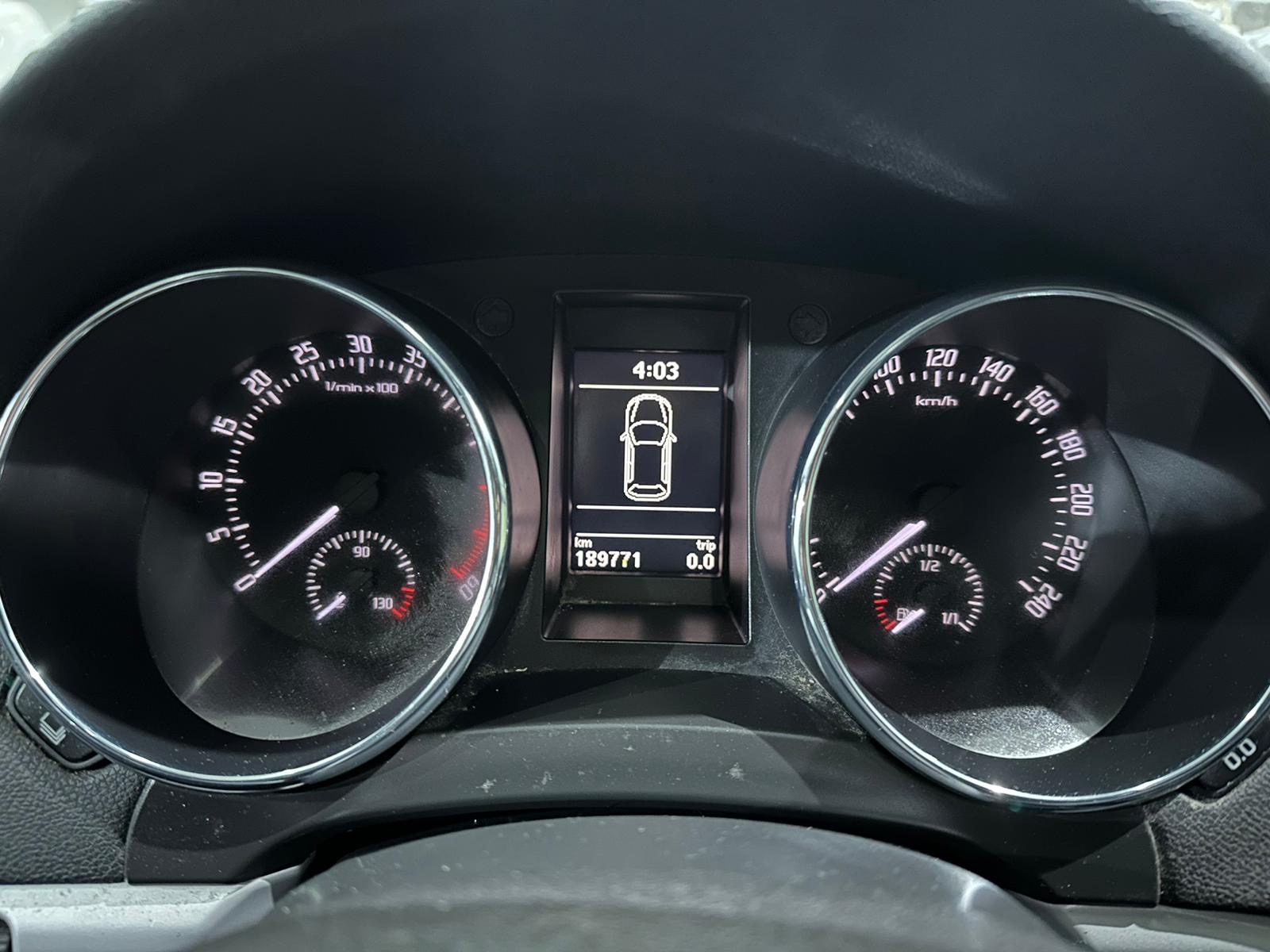 ŠKODA YETI 4×4 2.0 TDI, 2012 GODINA, NAVIGACIJA