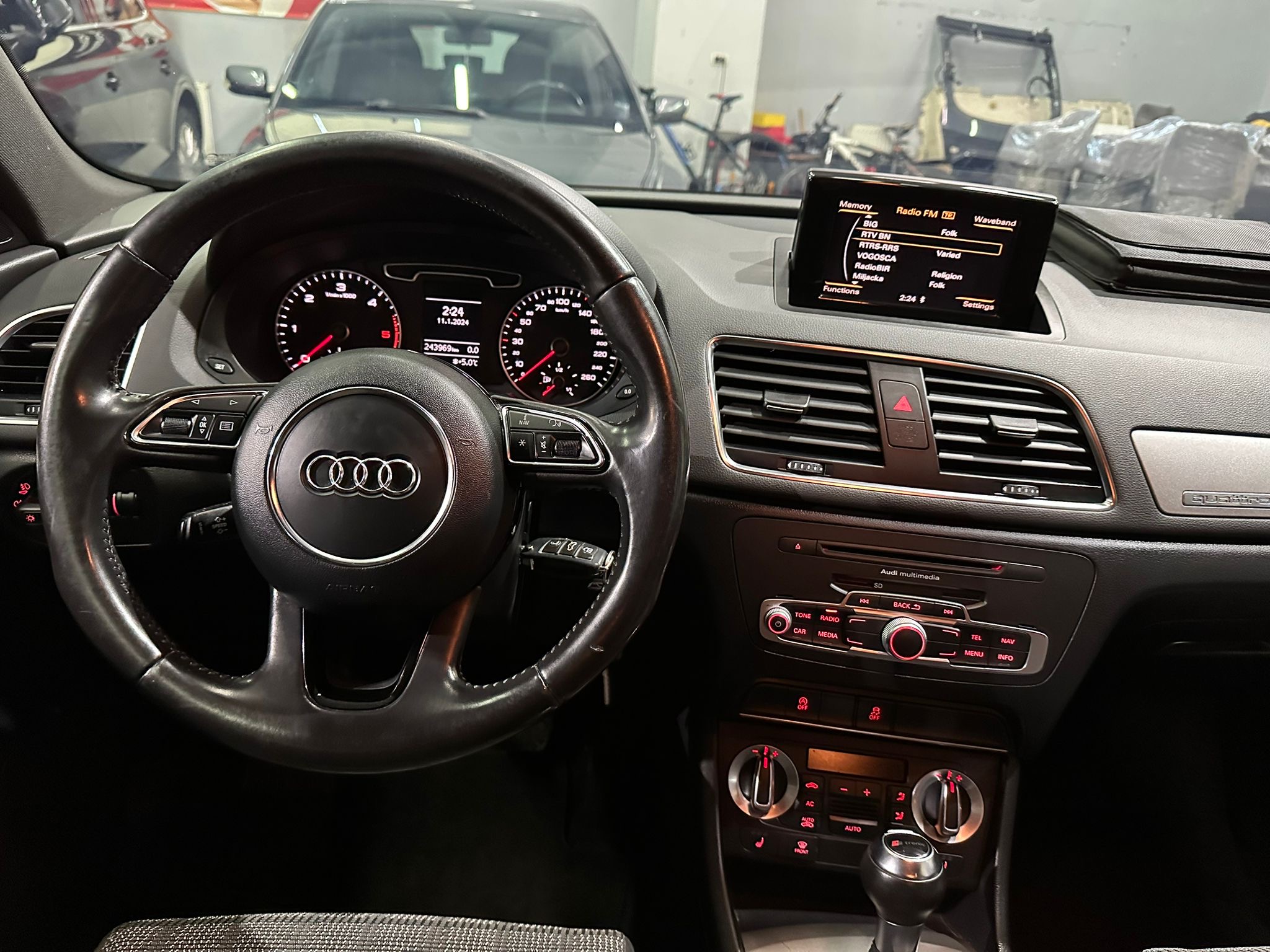 AUDI Q3 2.0 TDI QUATTRO, S-TRONIC, 2012 GOD, LED-XENONI