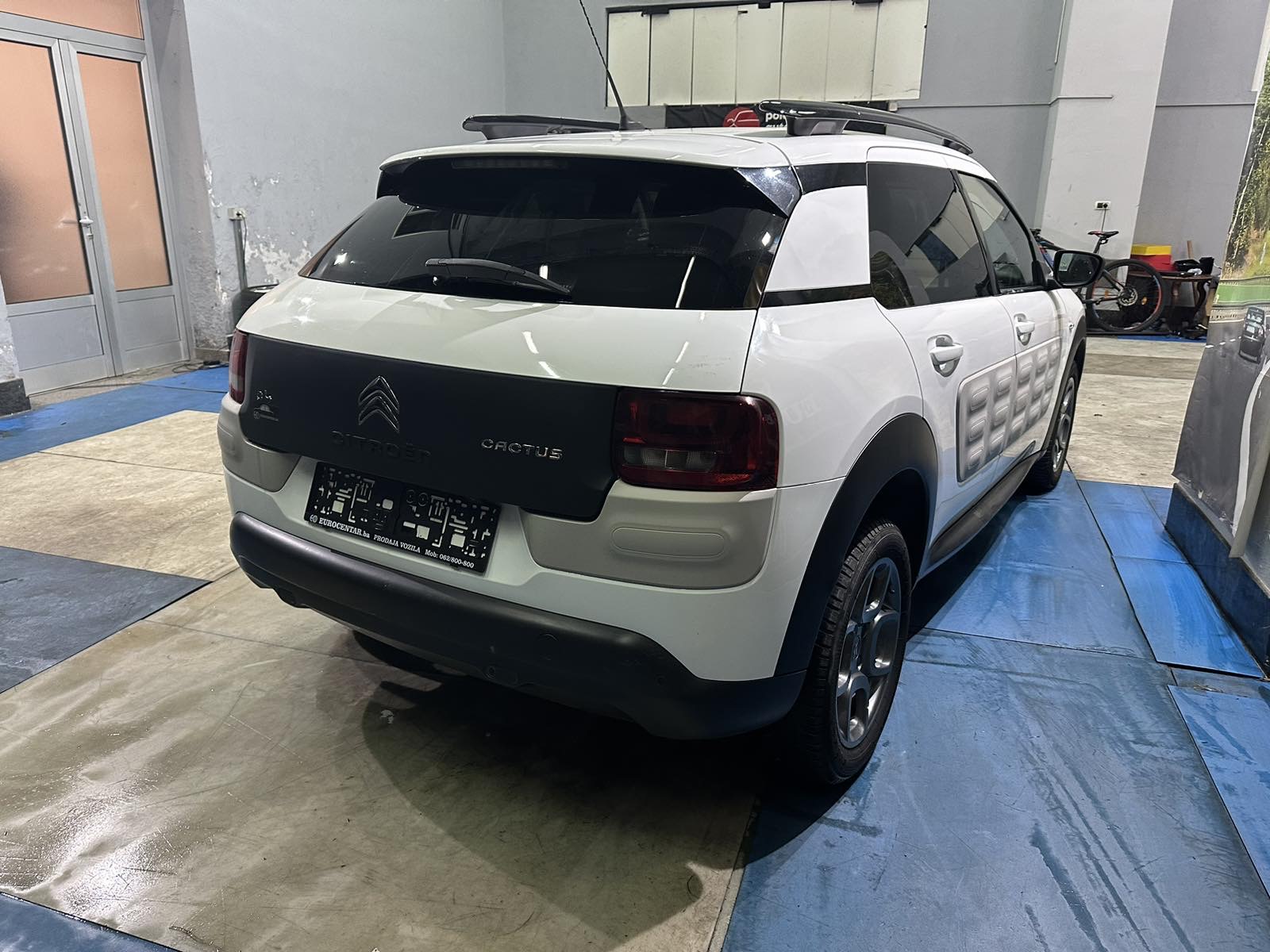 CITROEN C4 CACTUS 1.6 HDI, 2015 GOD, NAVIGACIJA