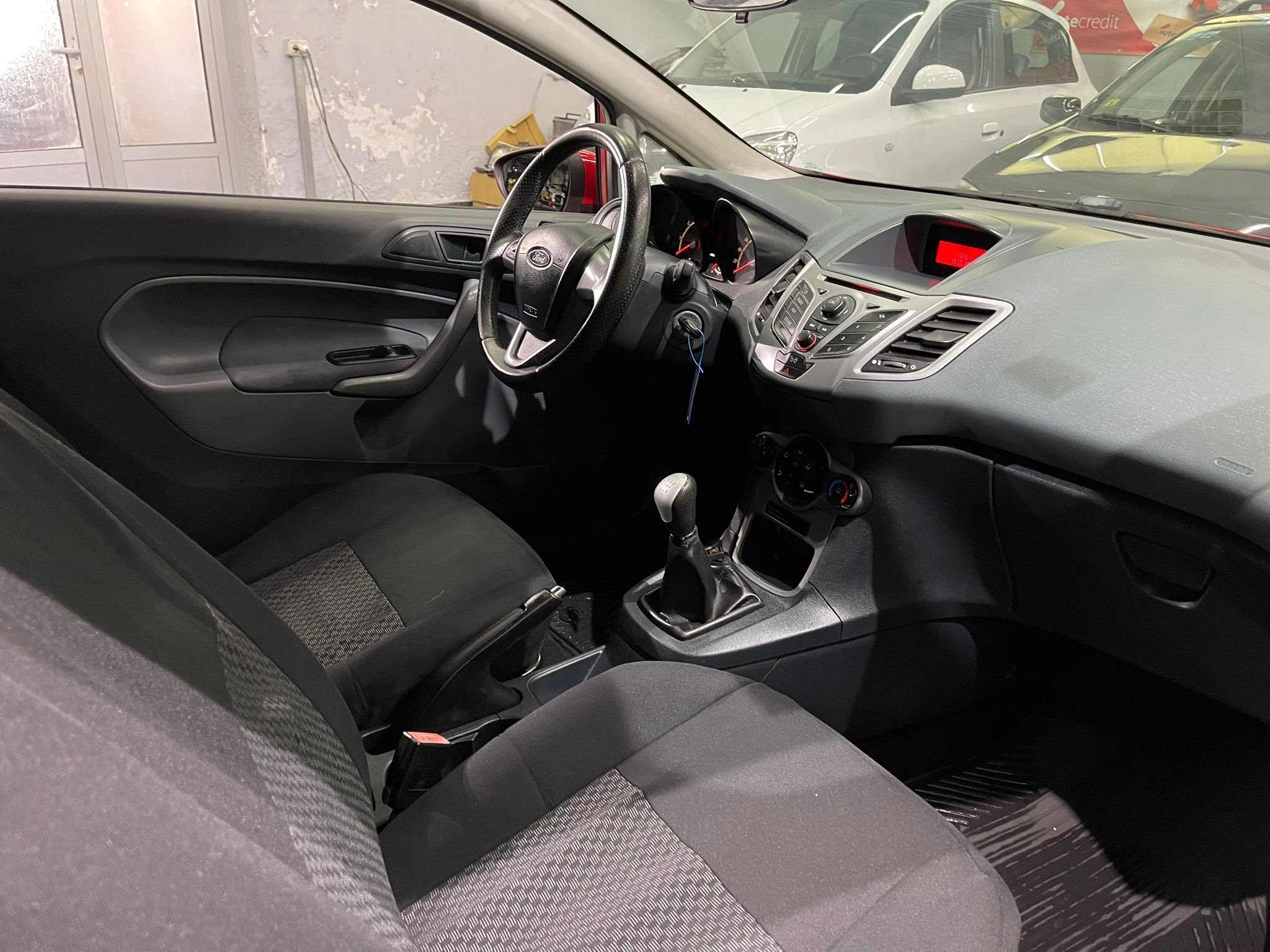 FORD FIESTA 1.2L DOHC ,LPG, 2009 GOD, REGISTROVAN