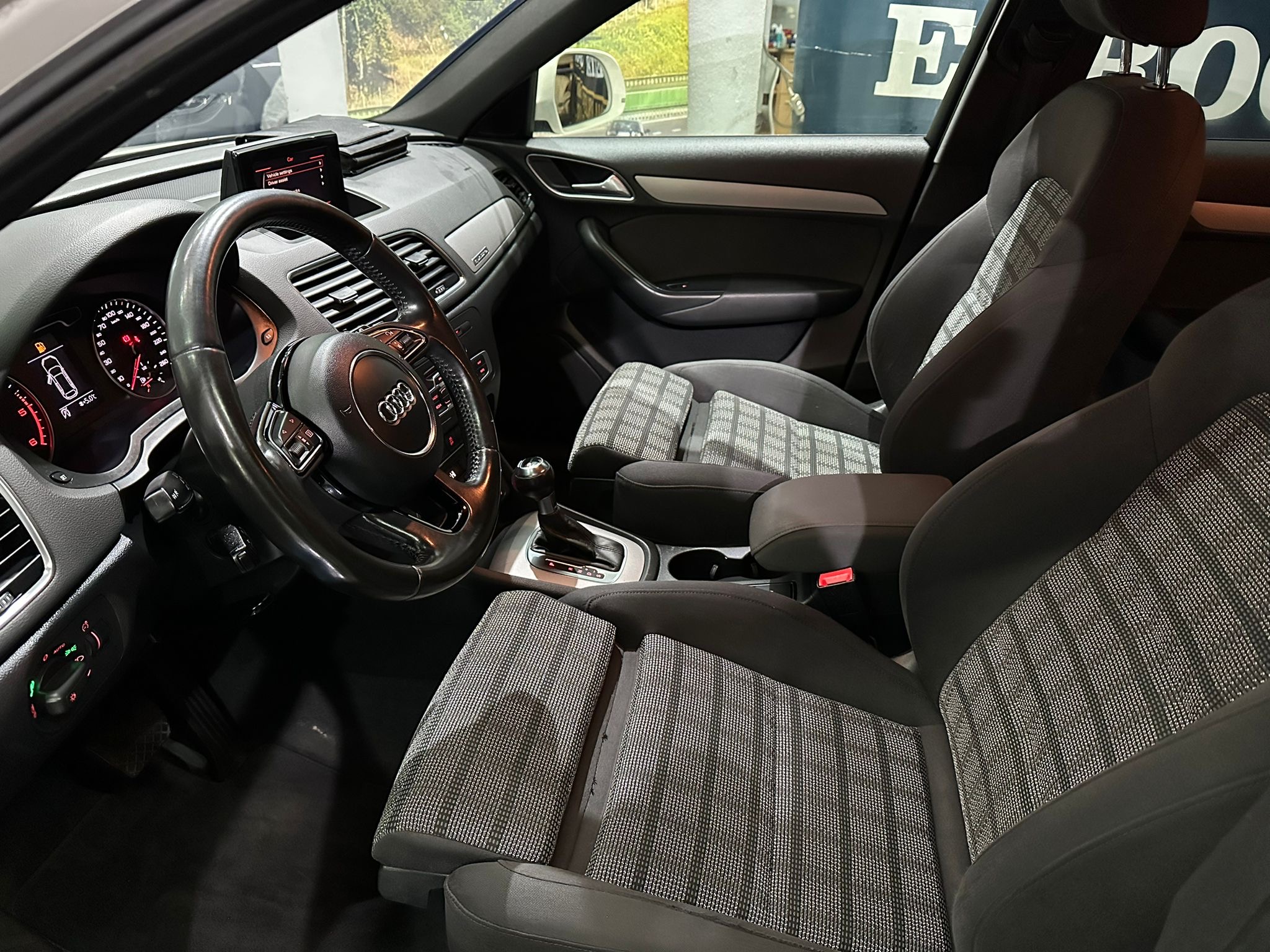 AUDI Q3 2.0 TDI QUATTRO, S-TRONIC, 2012 GOD, LED-XENONI