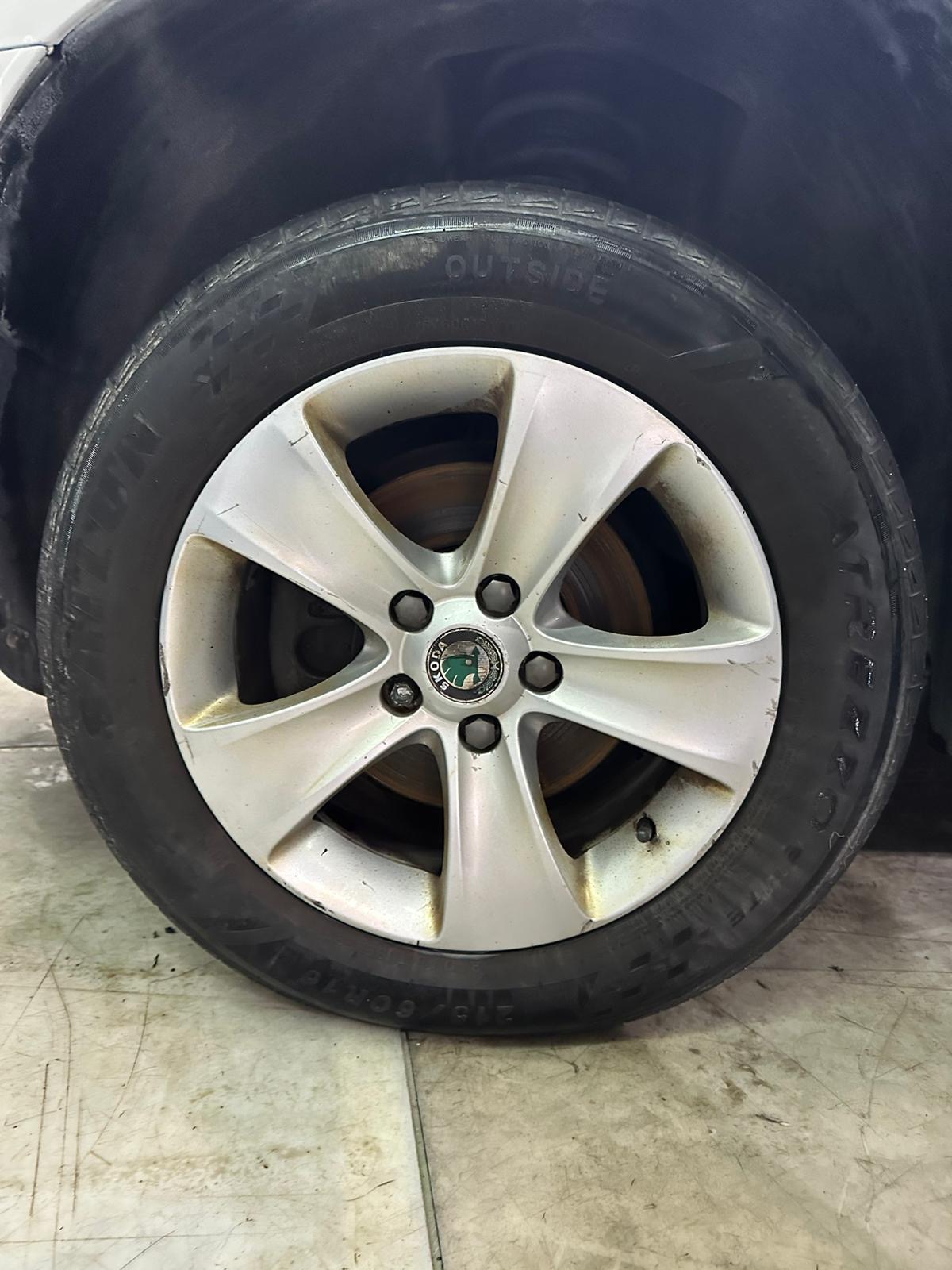 ŠKODA YETI 4×4 2.0 TDI, 2012 GODINA, NAVIGACIJA