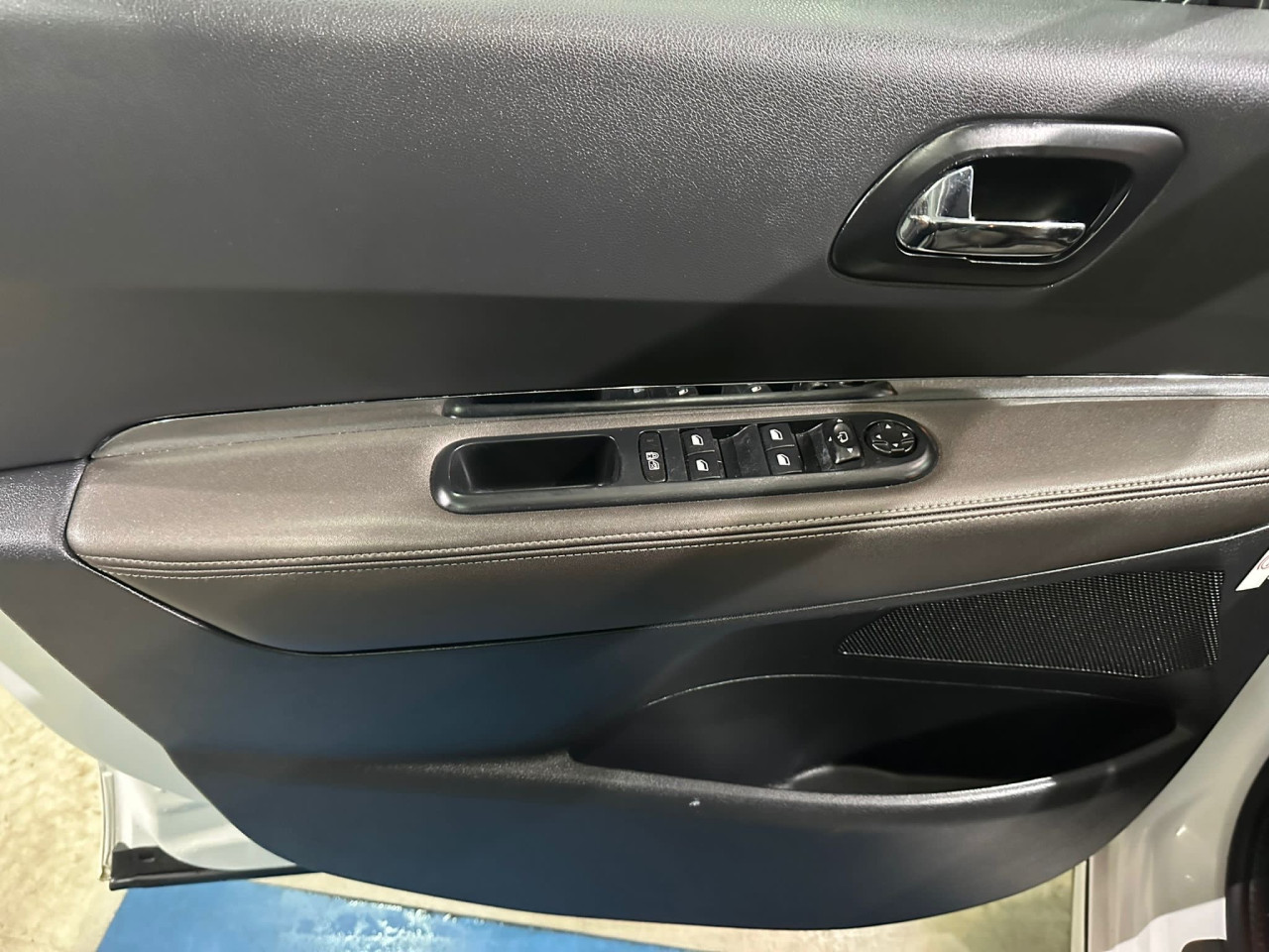 PEUGEOT 3008 HYBRID 4X4 2.0 HDI, 2015 GOD, REGISTROVAN