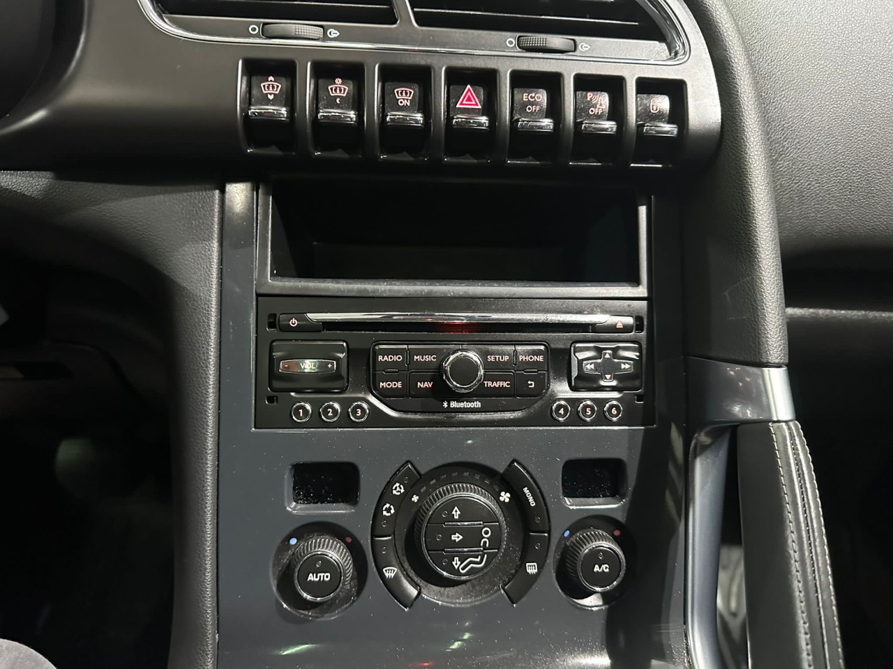PEUGEOT 3008 HYBRID 4X4 2.0 HDI, 2015 GOD, REGISTROVAN