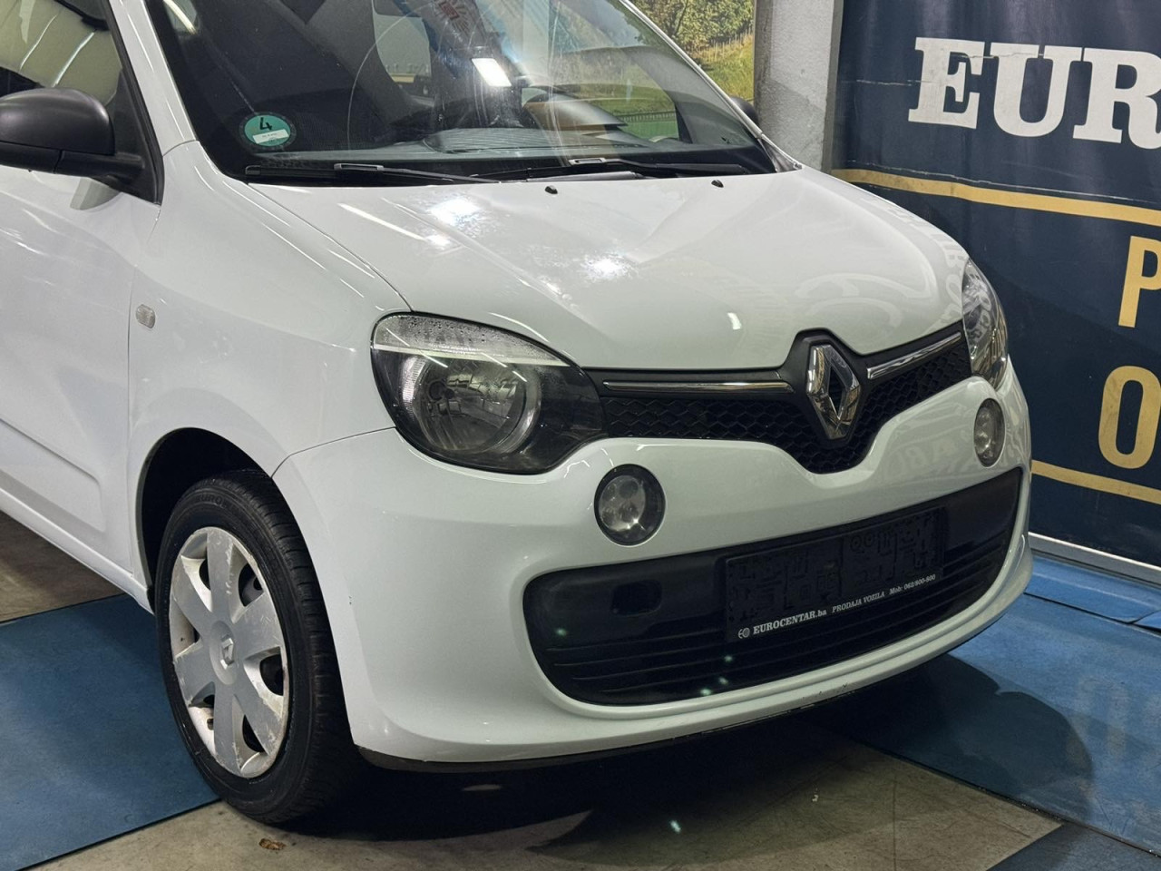 RENAULT TWINGO 1.0i, 2016GODINA, LED DNEVNA