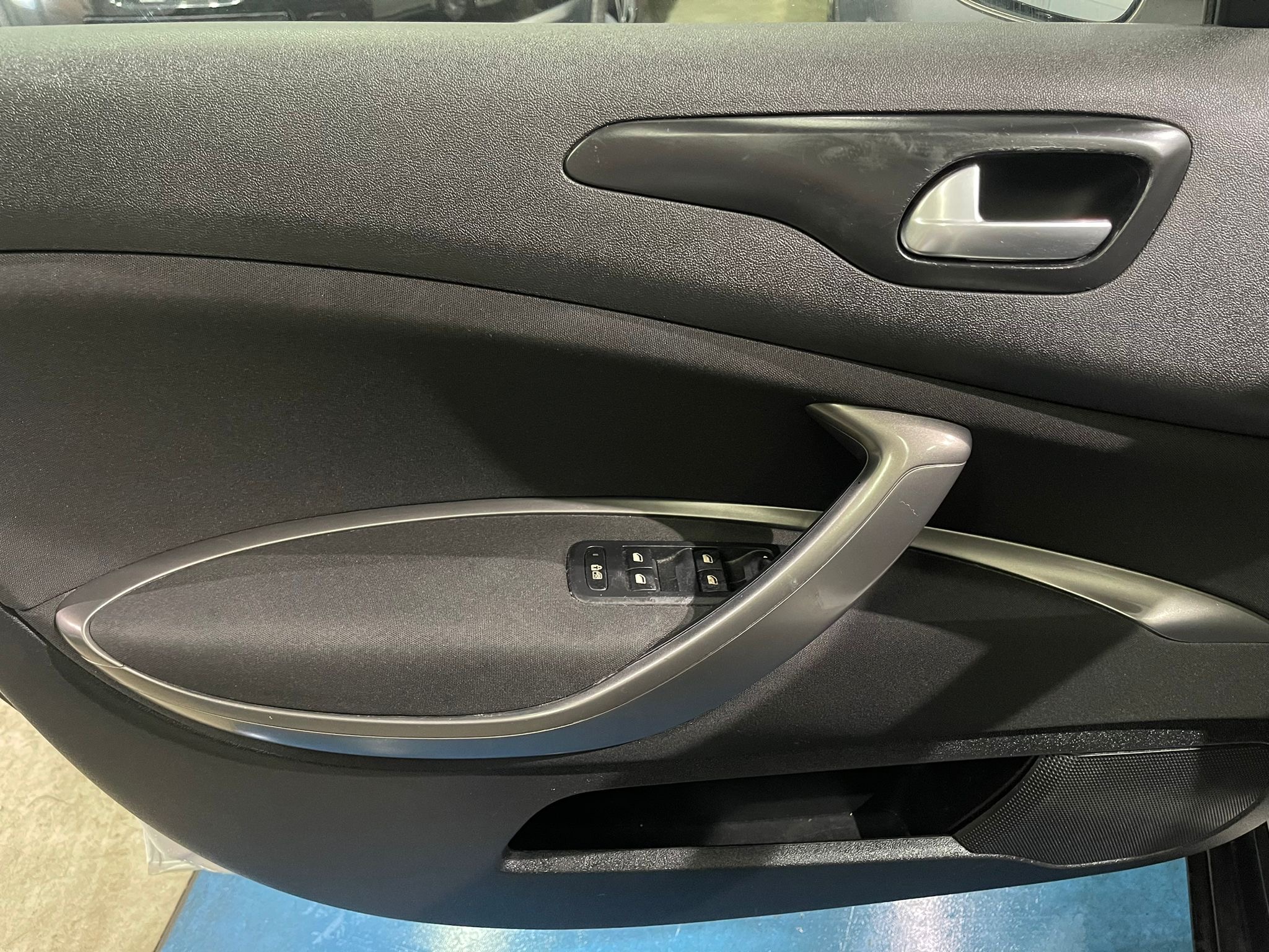 CITROEN C5 1.6 BENZIN-PLIN, 2011 GOD, REGISTROVAN