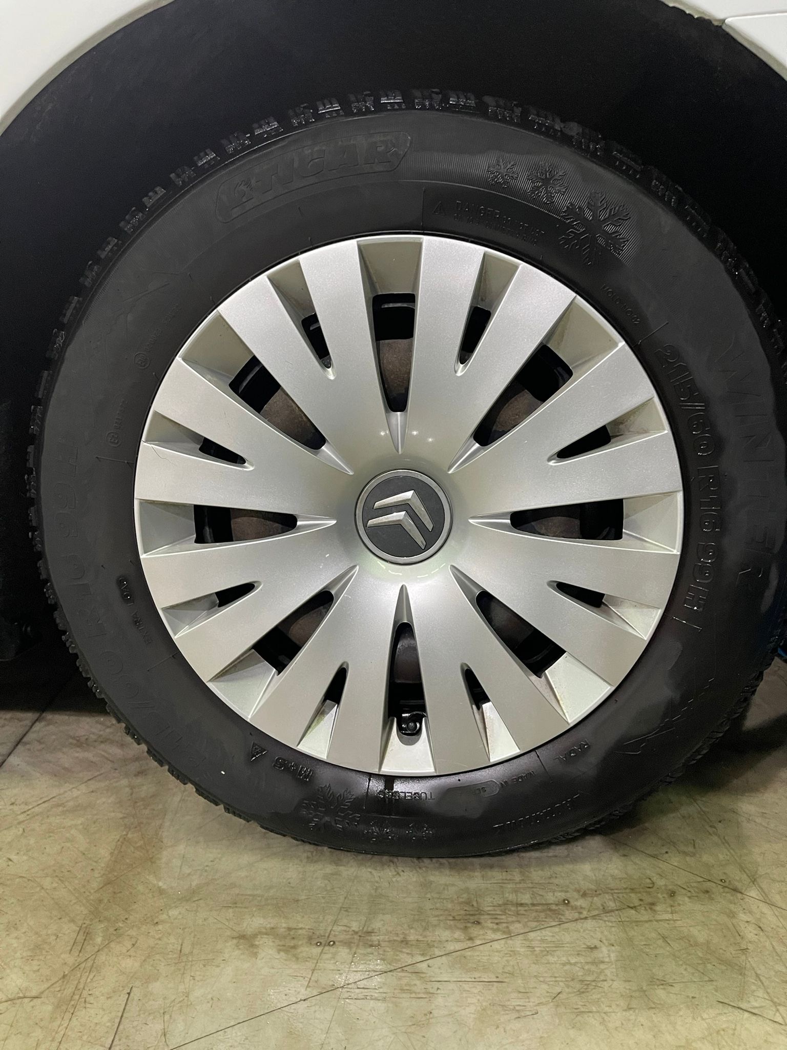 CITROEN C5 1.6 BENZIN-PLIN, 2011 GOD, REGISTROVAN