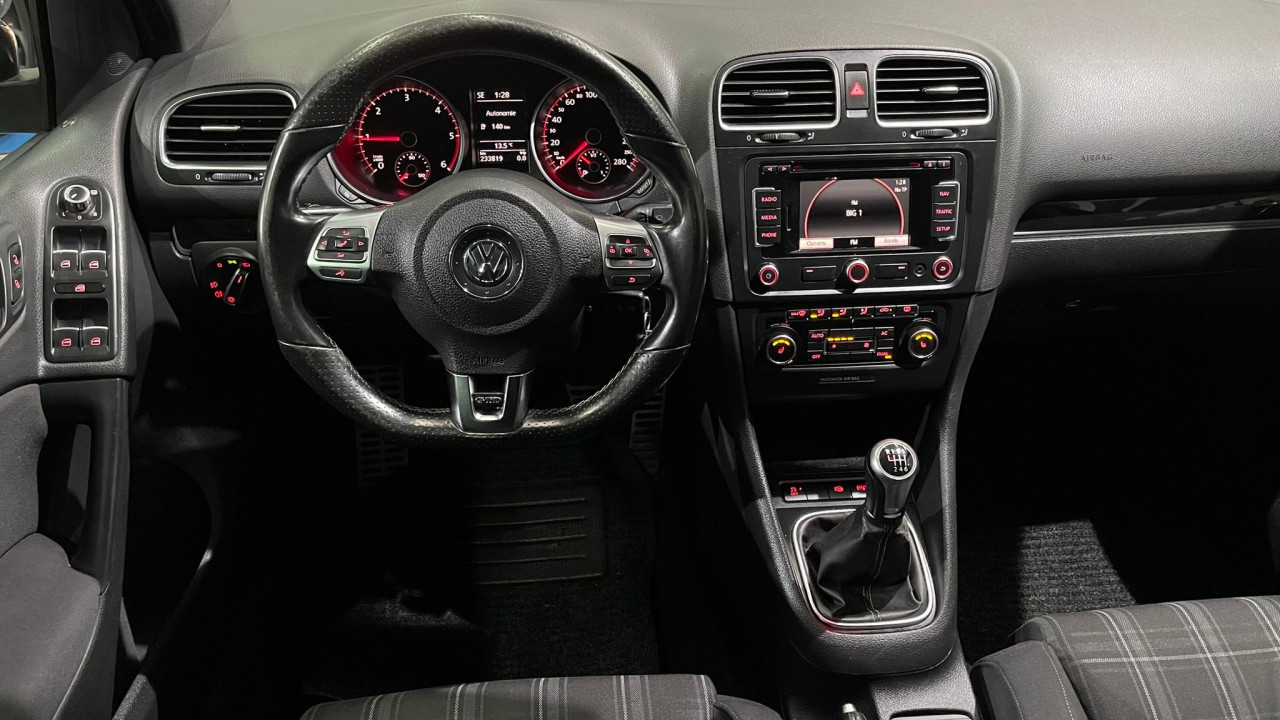 VW GOLF VI GTD 2.0 TDI, 2011 GOD, PARK PILOT, NAVI