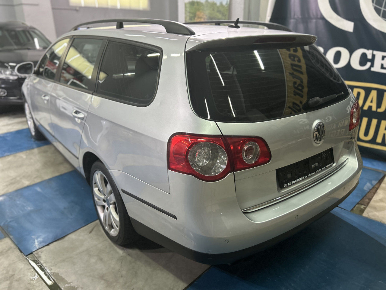 VW PASSAT 2.0 TDI, DSG AUTOMATIK, 2011 GOD, REGISTROVAN