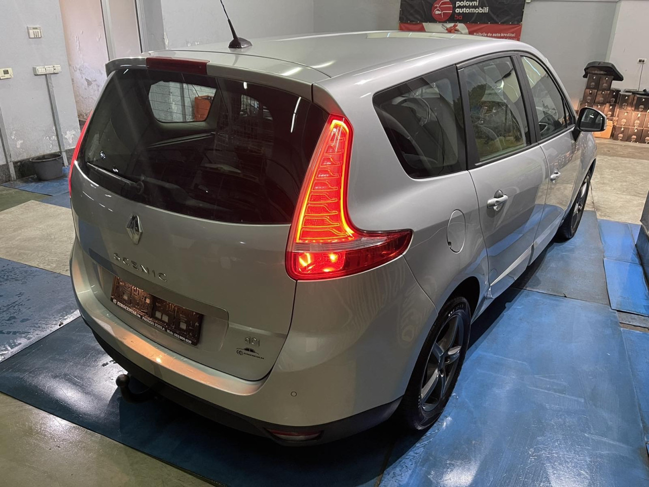 RENAULT SCENIC 1.5dci , 2011 GODINA , NAVIGACIJA, KLIMA