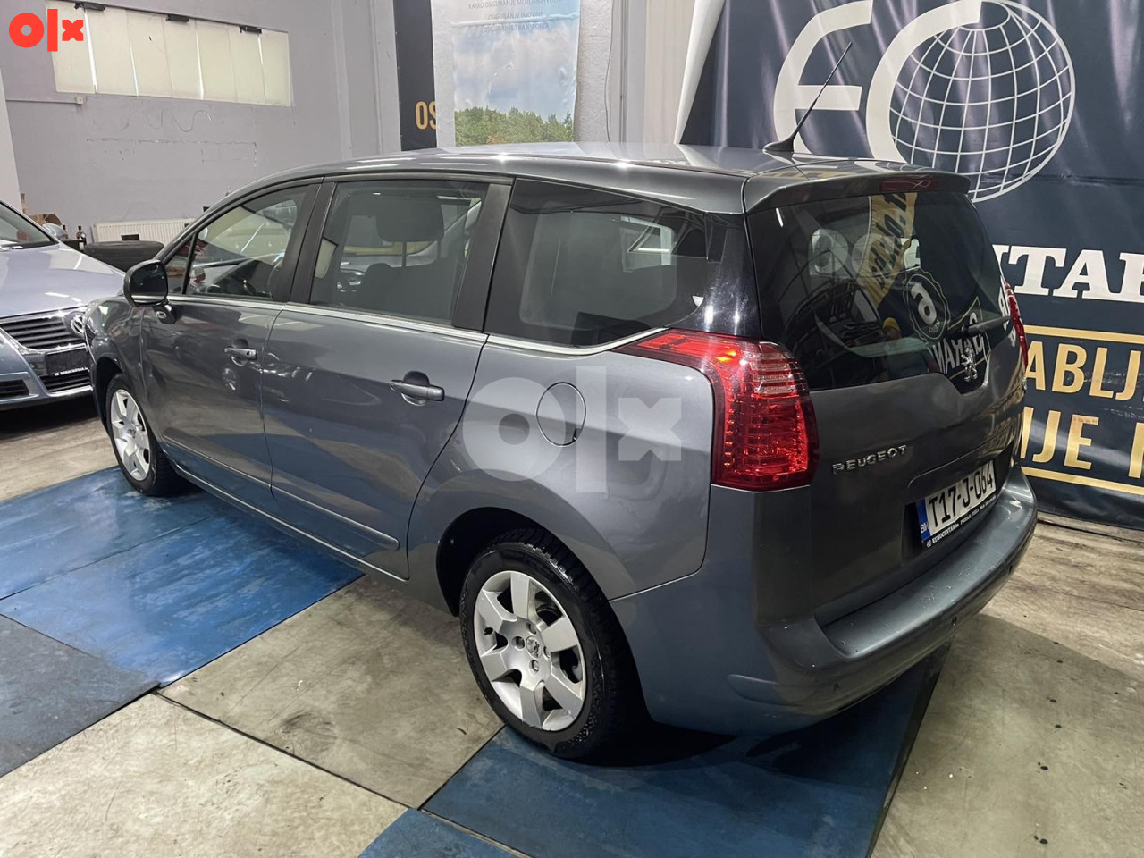 PEUGEOT 5008 AUTOMATIK 1.6 hdi,2011 god, NAVIGACIJA