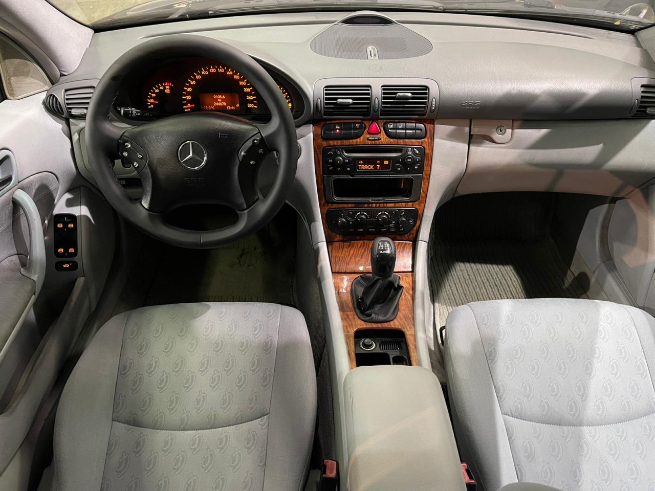 MERCEDES-BENZ C200 CDI CLASSIC, 2002 GOD, REGISTROVAN