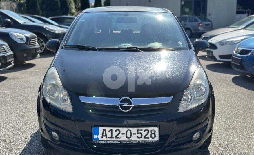 OPEL CORSA 1.2 i, 2010 GOD, 49000 PREŠLA, 1 VLASNIK, REGISTROVANA