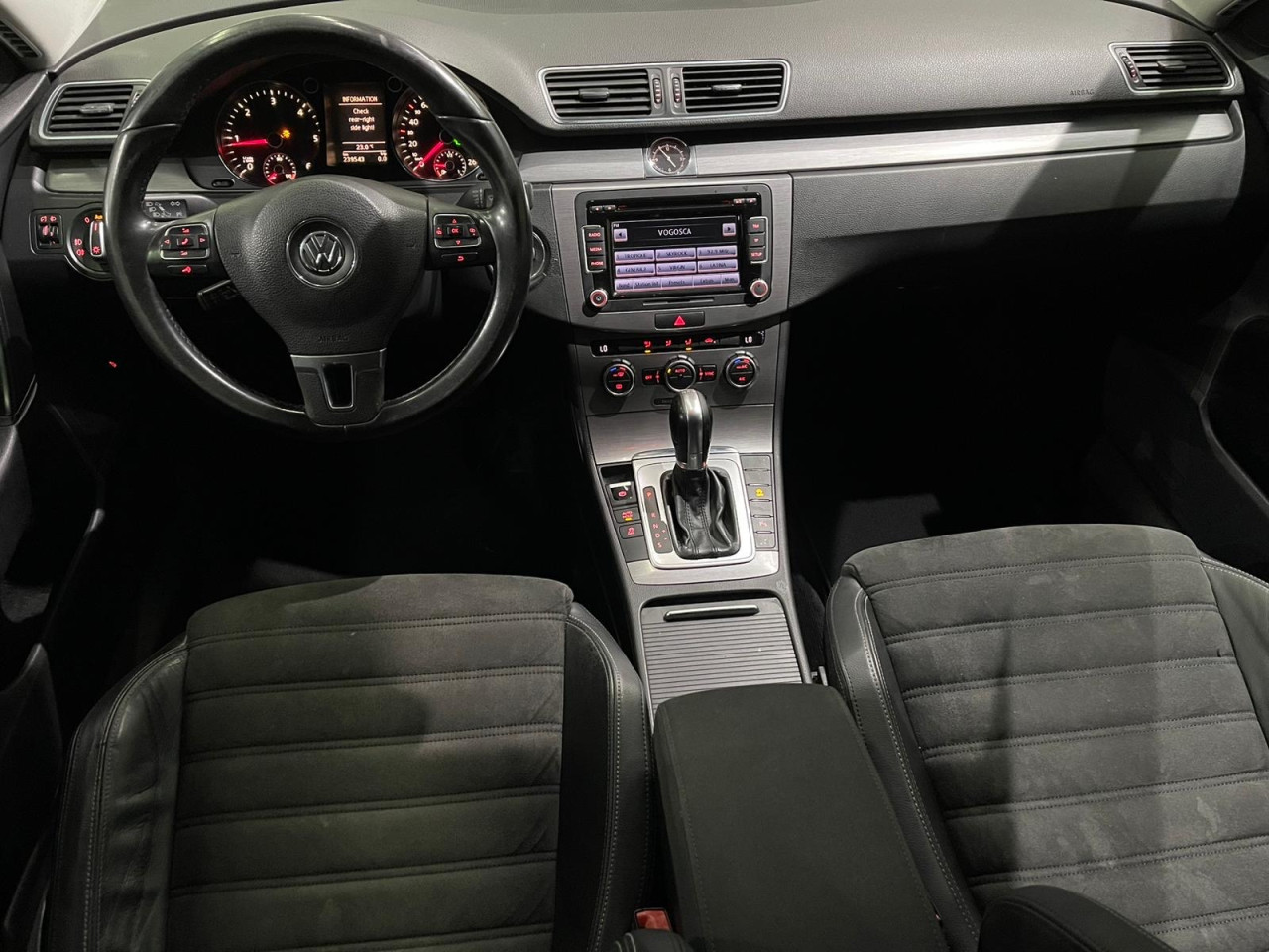 VW PASSAT B7 2.0 TDI, 2013 GOD, DSG AUTOMATIK, LIMUZINA