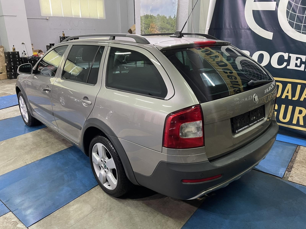 ŠKODA OCTAVIA SCOUT 4×4 1.8 TFSI ,2010 GOD, XENONI