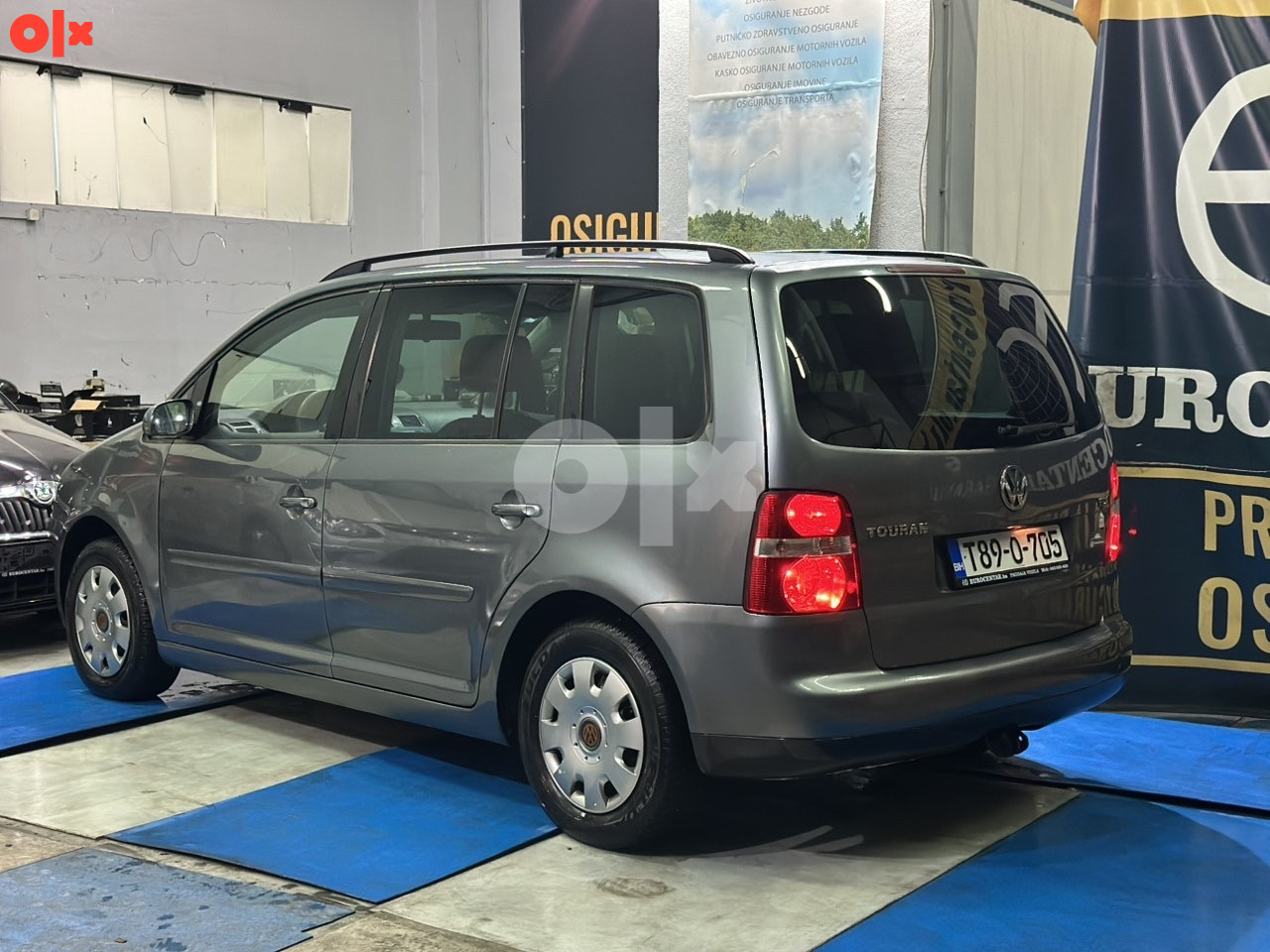 VW TOURAN 1.9 TDI, 2004 GODINA,KLIMA,REGISTROVAN