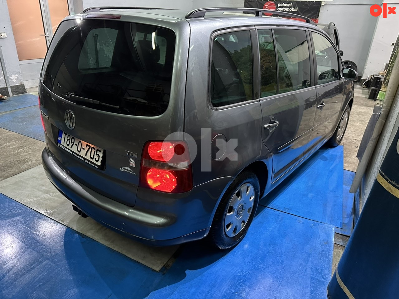 VW TOURAN 1.9 TDI, 2004 GODINA,KLIMA,REGISTROVAN