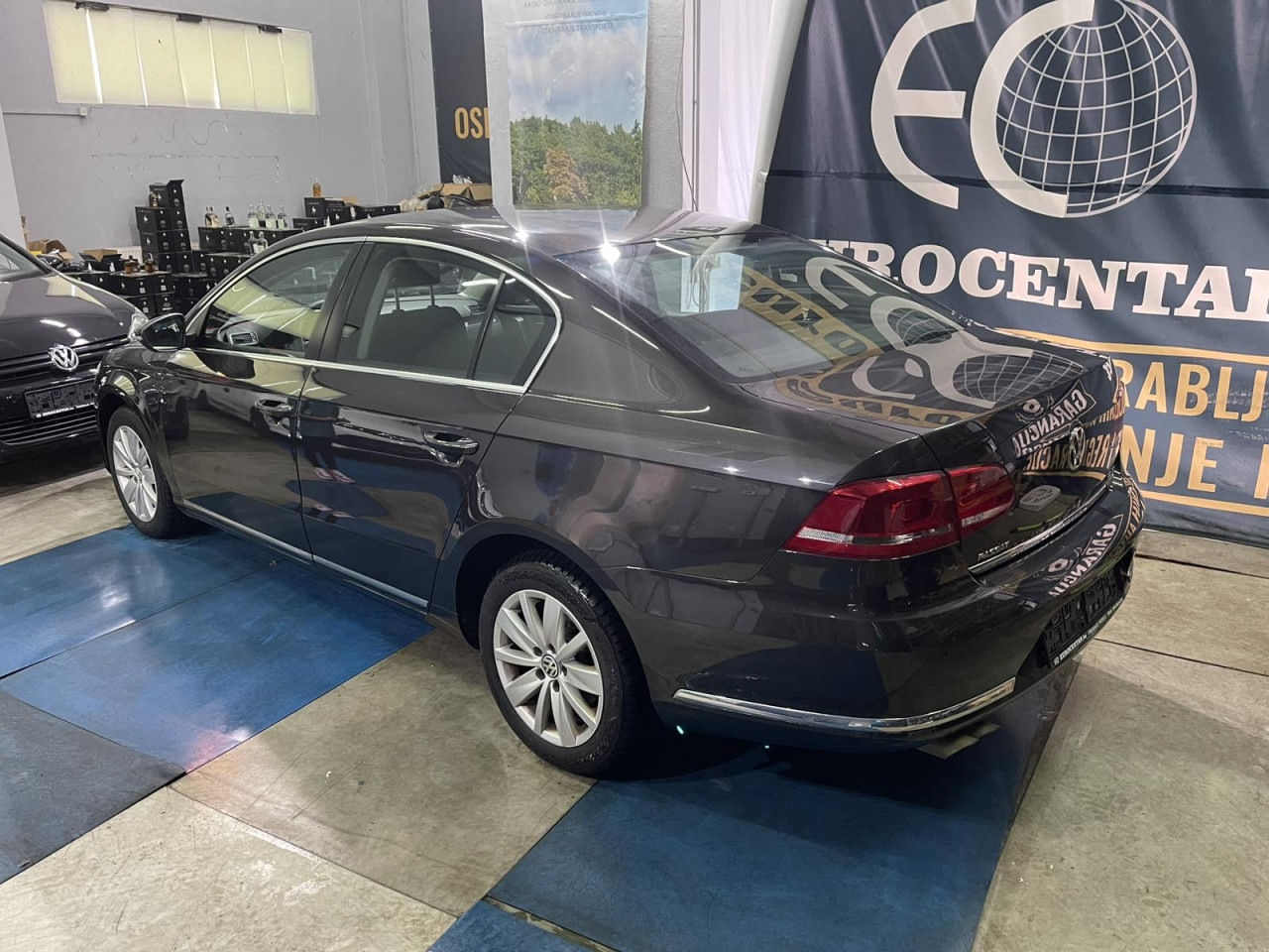 VW PASSAT B7 2.0 TDI , 2011 GODINA,ALU FELGE, 2 KLJUČA