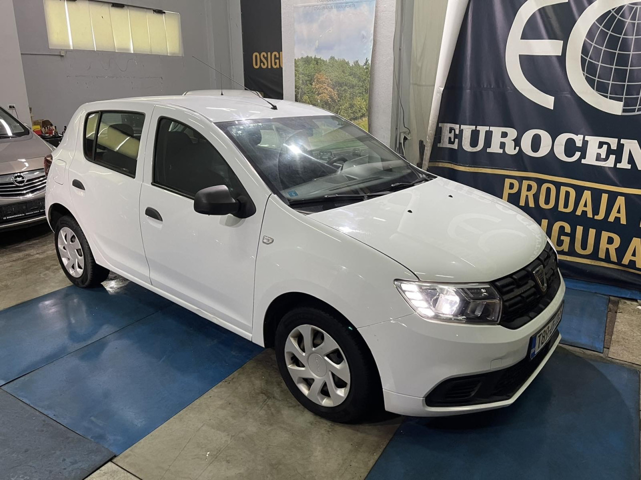 DACIA SANDERO 1.0i, 2017 GODINA, 74000 PREŠLA,REGIST.