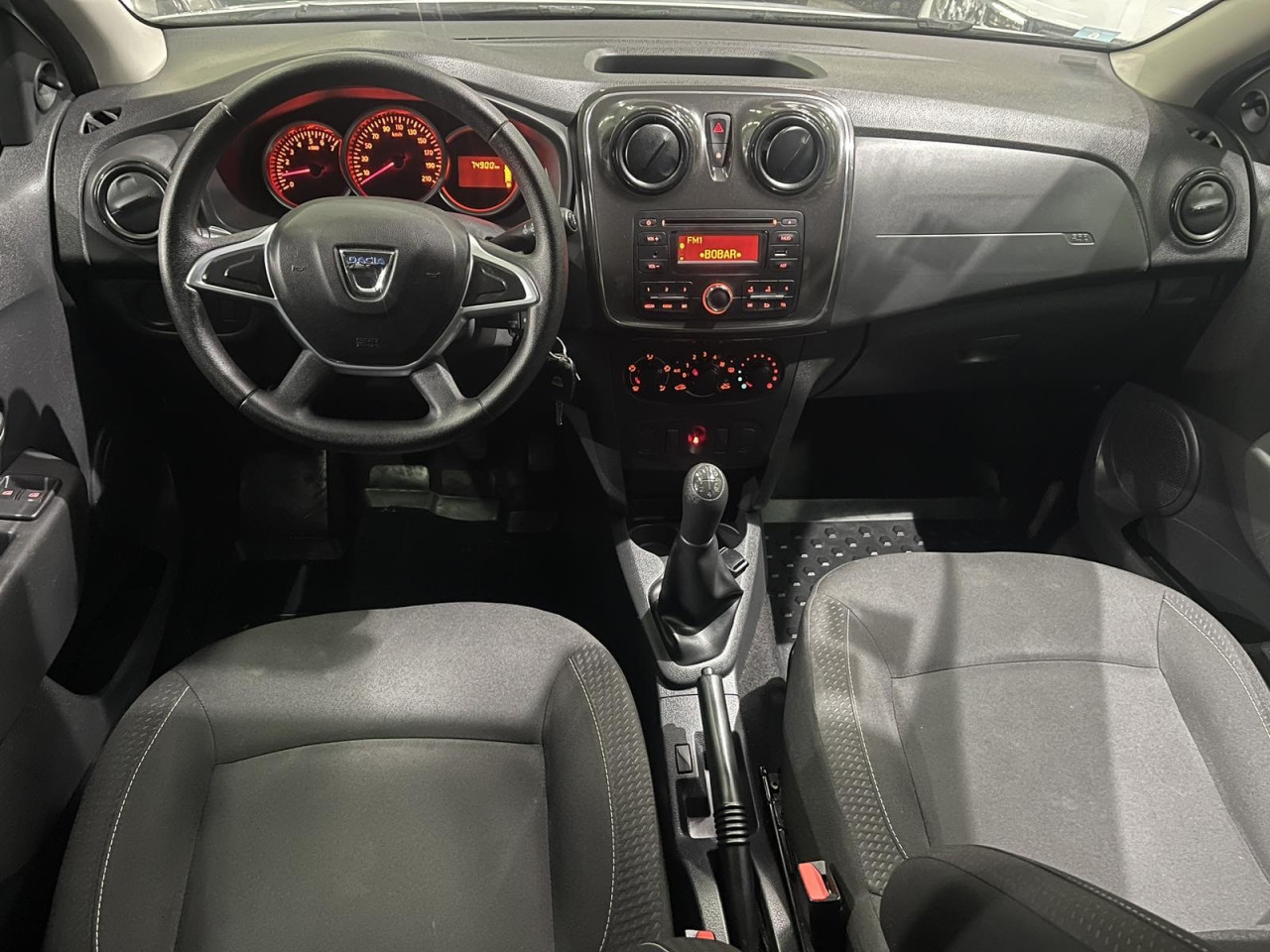 DACIA SANDERO 1.0i, 2017 GODINA, 74000 PREŠLA,REGIST.