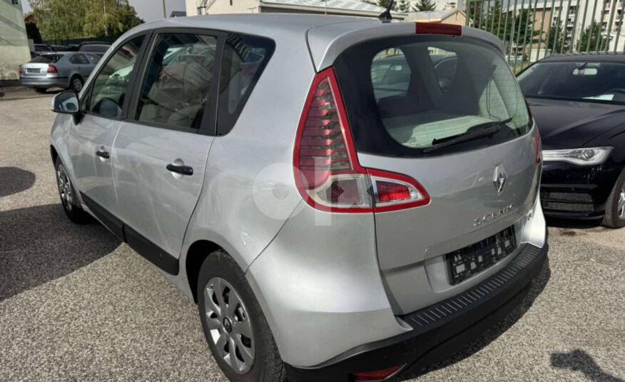 RENAULT SCENIC 1.5 DCI, 2010 GOD, KLIMA , 2 KLJUČA