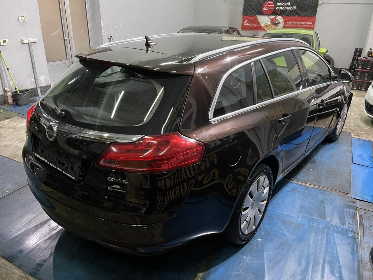 OPEL INSIGNIA 2.0 CDTI 4×4 EDITION, 2010 GOD, XENONI,