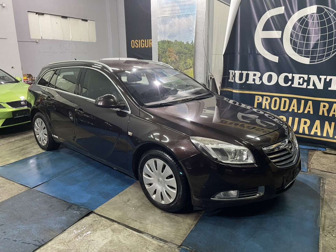 OPEL INSIGNIA 2.0 CDTI 4×4 EDITION, 2010 GOD, XENONI,