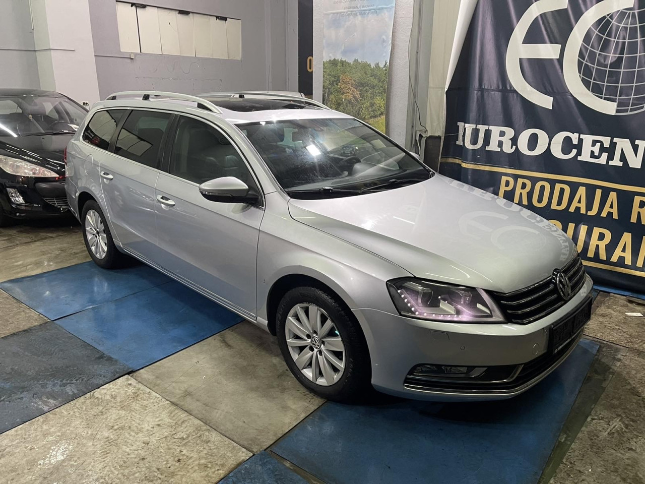 VW PASSAT 1.6 TDI SW HIGHLINE, 2013 GOD, XENONI,ŠIBER
