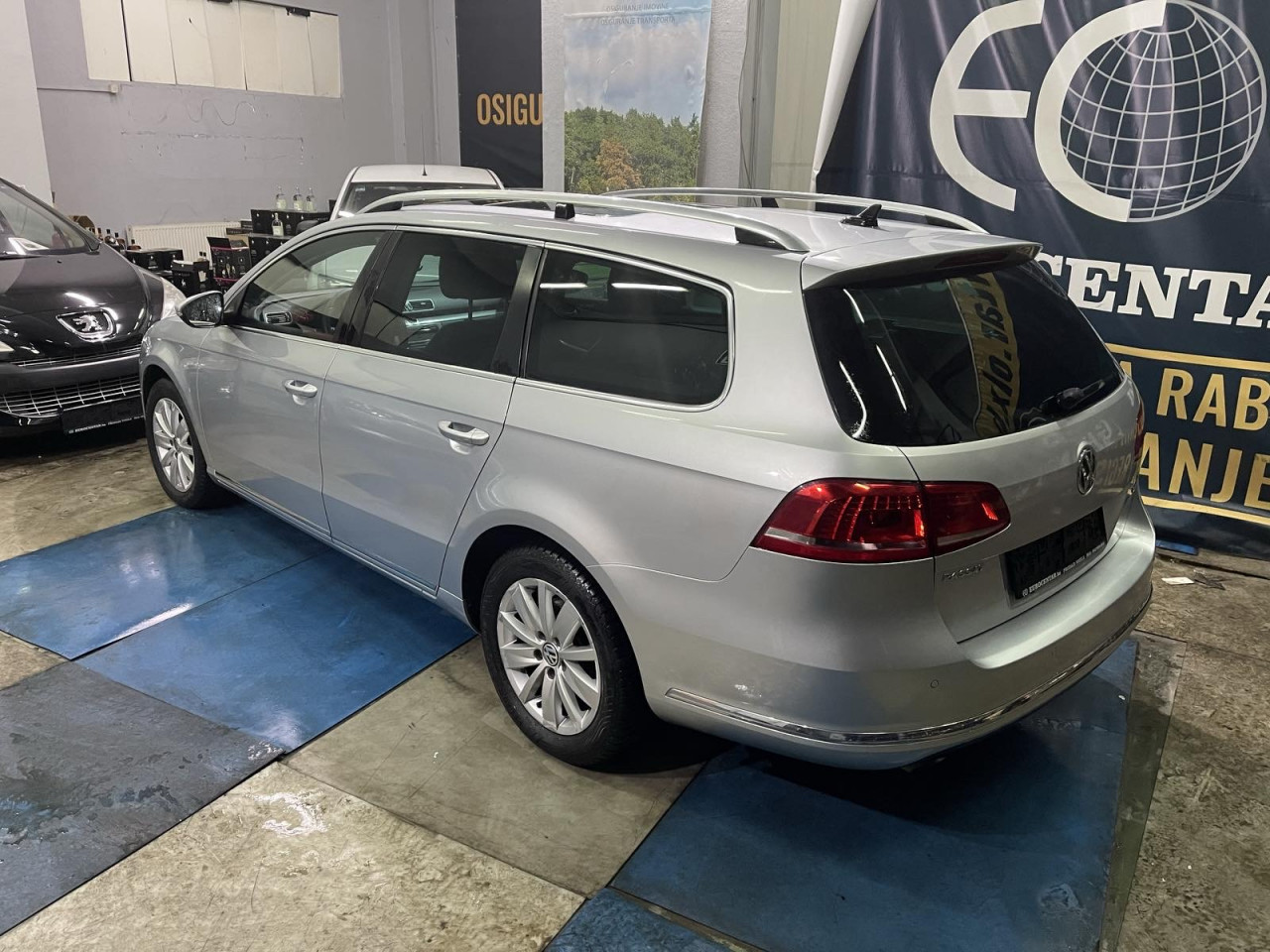 VW PASSAT 1.6 TDI SW HIGHLINE, 2013 GOD, XENONI,ŠIBER