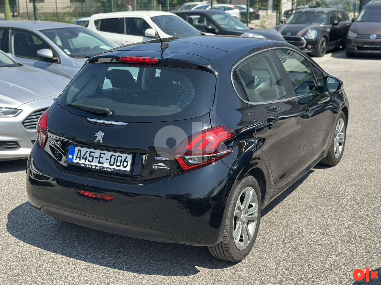 PEUGEOT 208 1.2i PURETECH, 2017 GOD, 34000 PREŠAO,REGISTROVAN