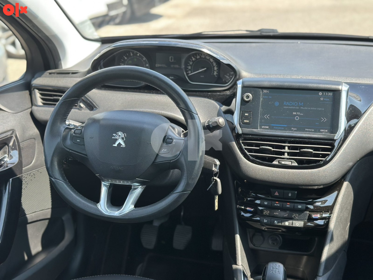 PEUGEOT 208 1.2i PURETECH, 2017 GOD, 34000 PREŠAO,REGISTROVAN