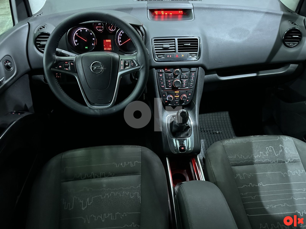 OPEL MERIVA 1.3 CDTI, 2011 GOD, VOLAN S KOMANDAMA