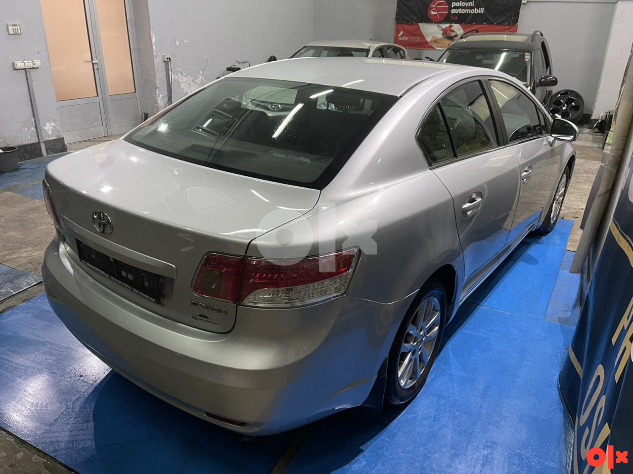 TOYOTA AVENSIS 1.6i, 2011 GODINA, REGISTROVANA,