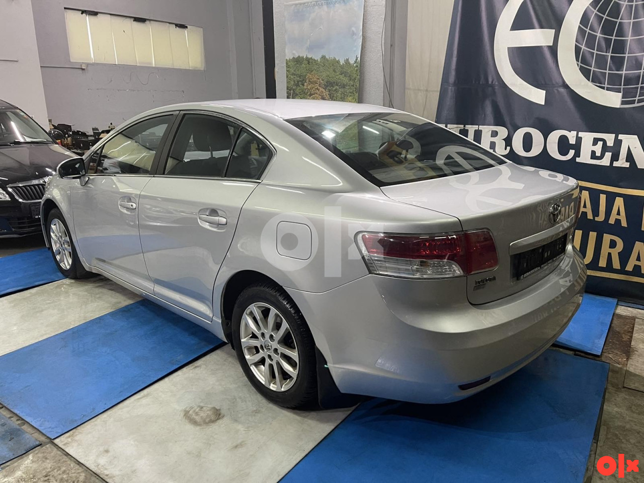 TOYOTA AVENSIS 1.6i, 2011 GODINA, REGISTROVANA,
