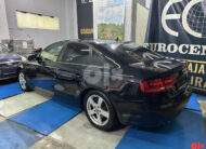 AUDI A4 2.0 TDI S-LINE, 2011 GODINA ,PARK SENZORI