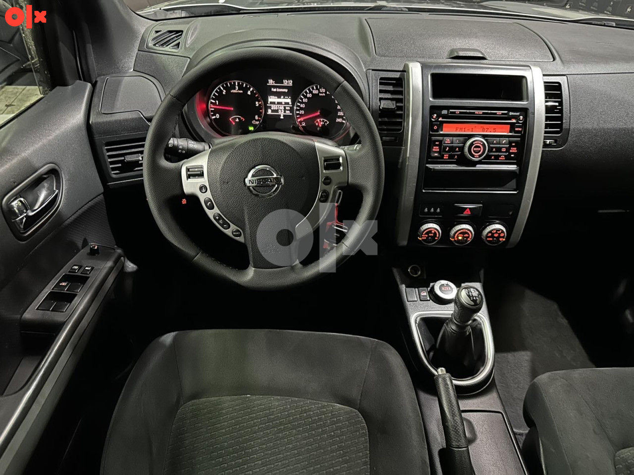 NISSAN X-TRAIL 2.0 DCI 4X4, 2011 GOD , ALU FELGE, KLIMA