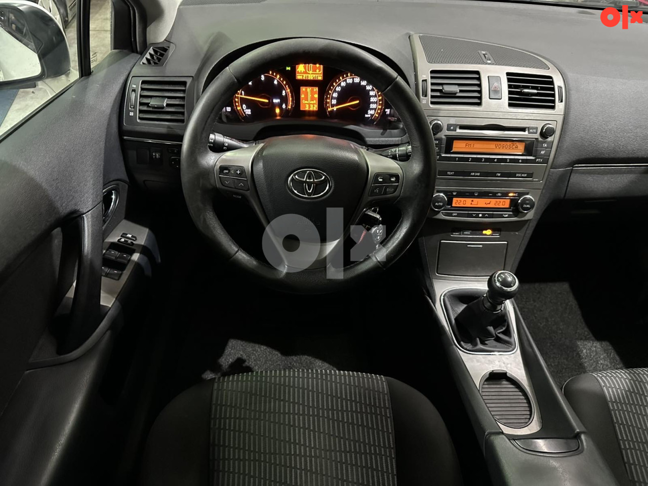 TOYOTA AVENSIS 2.0 D, 2011 GOD, DIGITALNA KLIMA, ALU FELGE