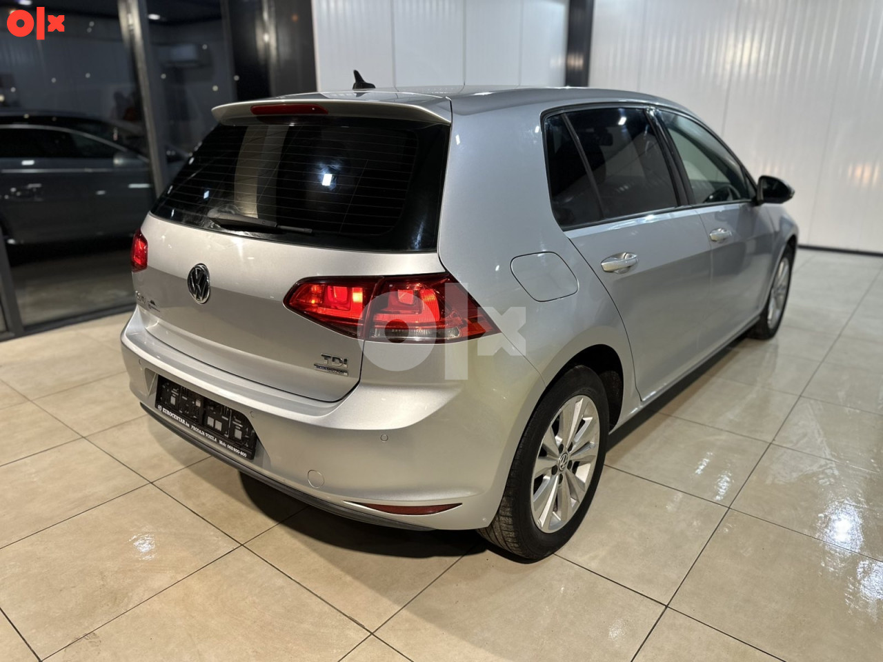 VW GOLF VII 1.6 TDI, 2014 GOD, ALU FELGE,REGISTROVAN